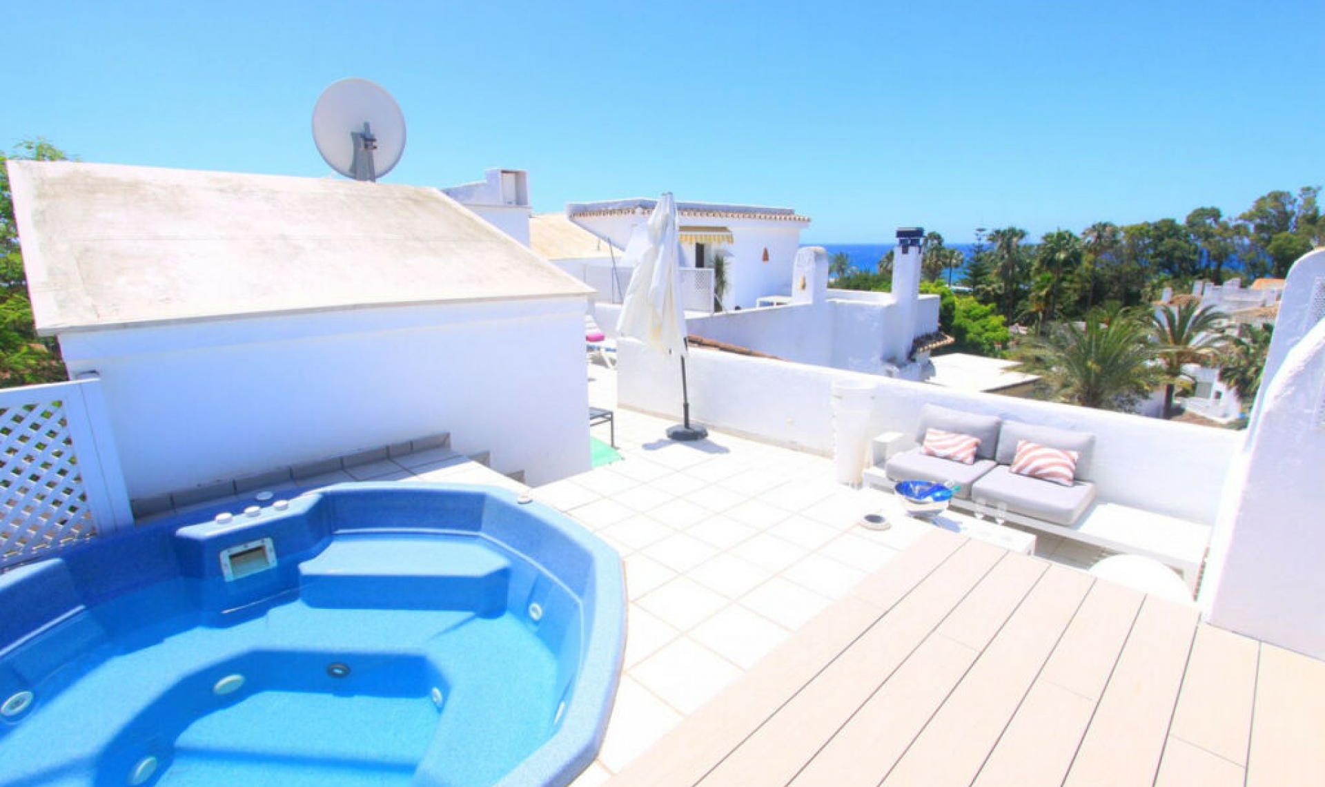 Resale - Apartment -
Elviria