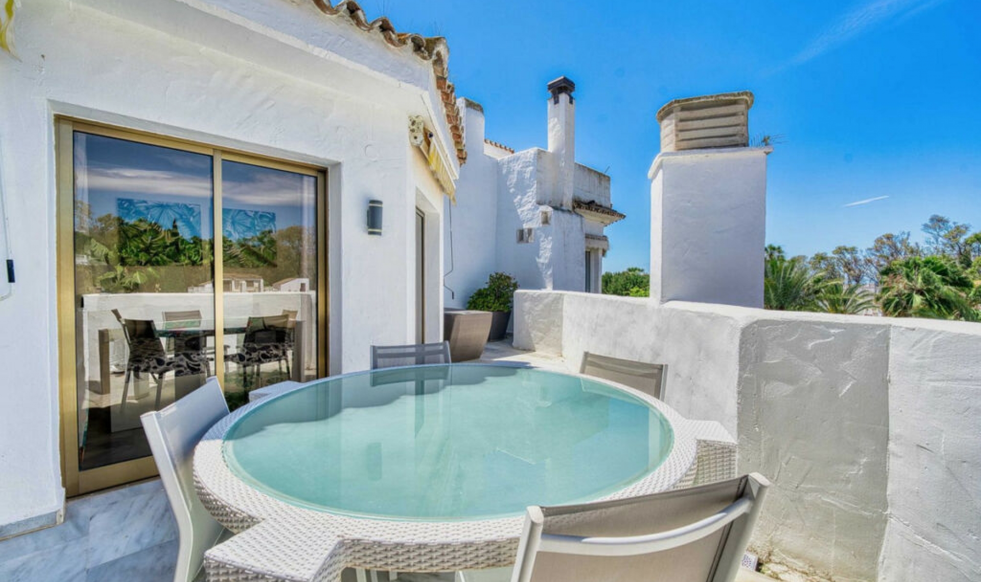 Resale - Apartment -
Elviria