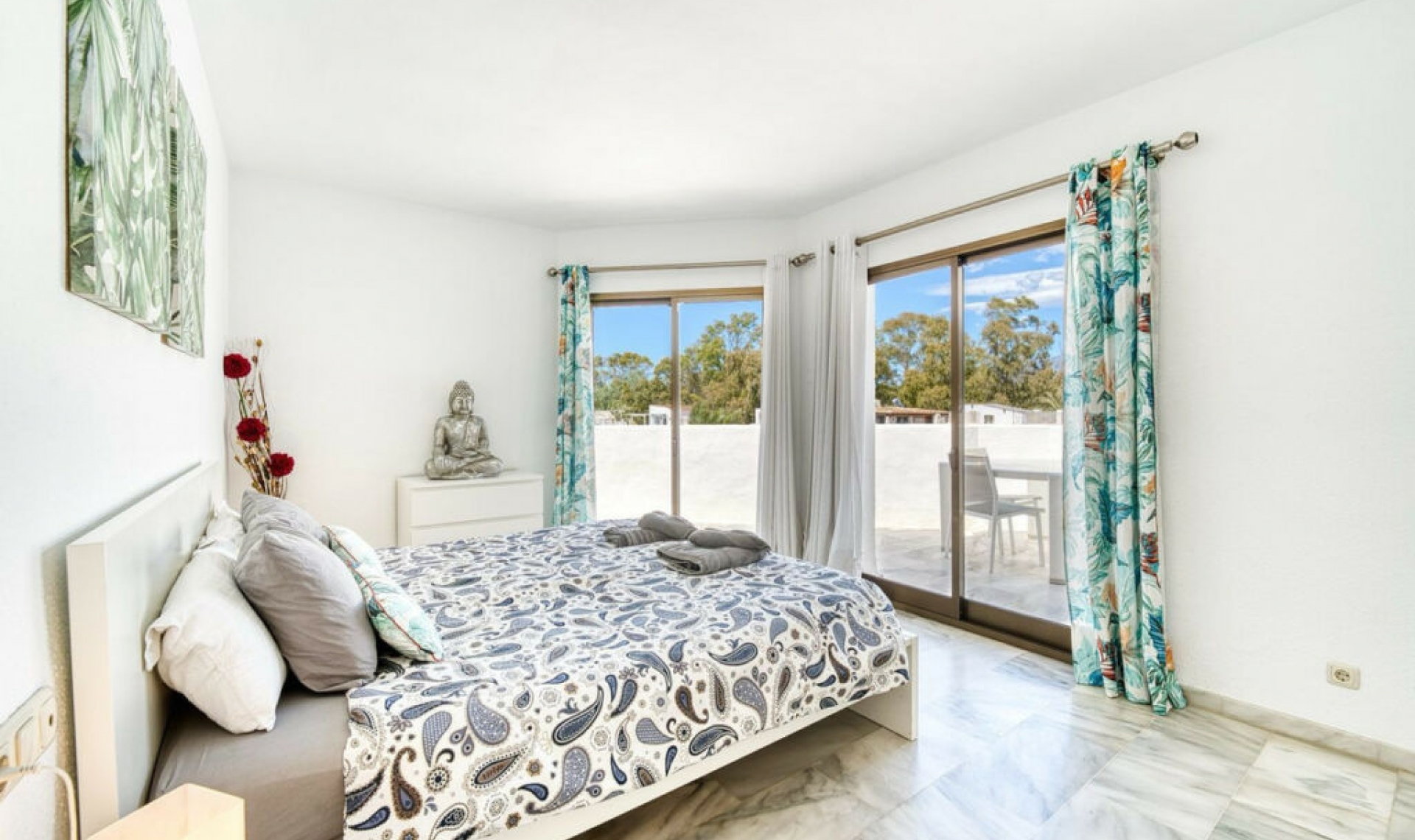 Resale - Apartment -
Elviria