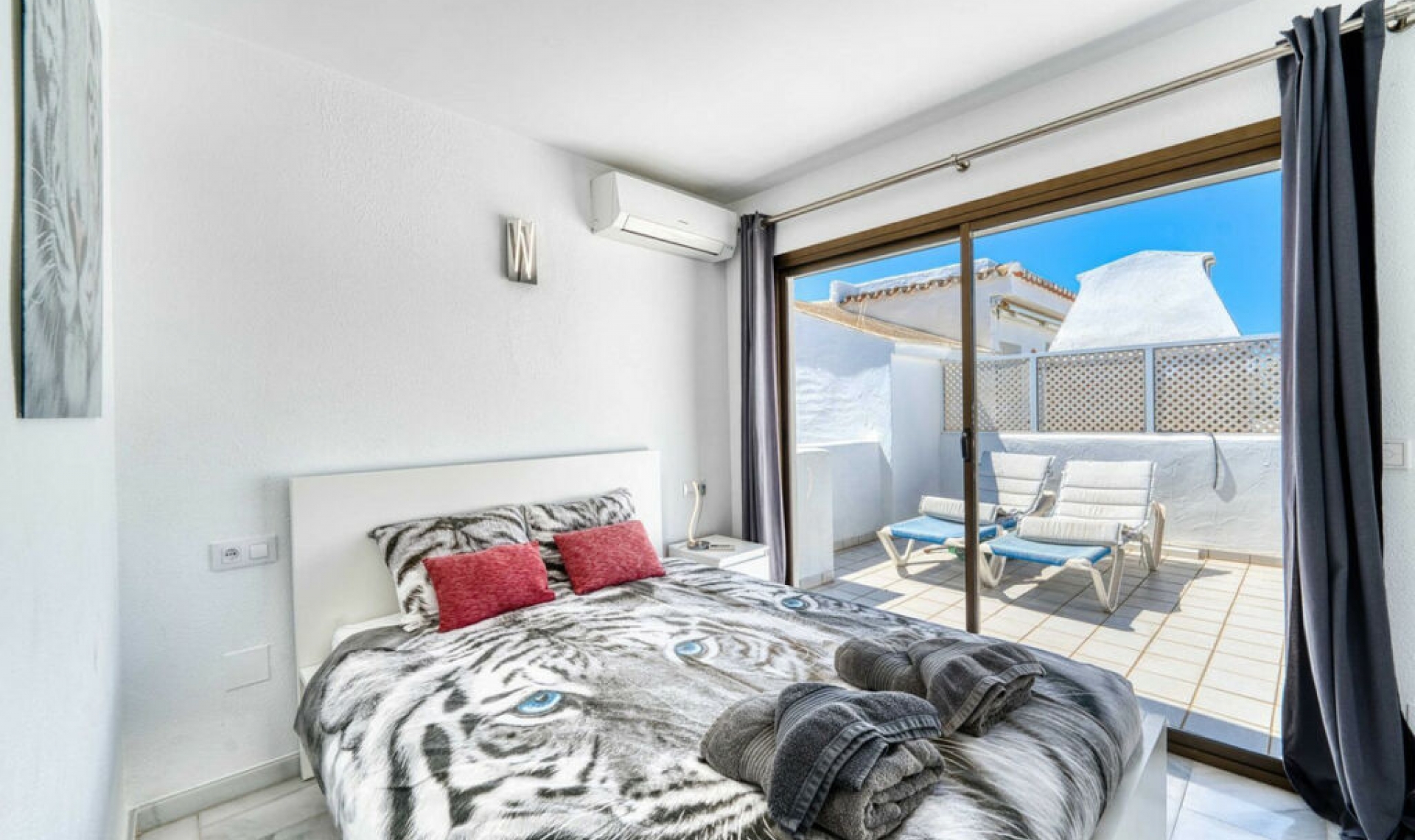 Resale - Apartment -
Elviria