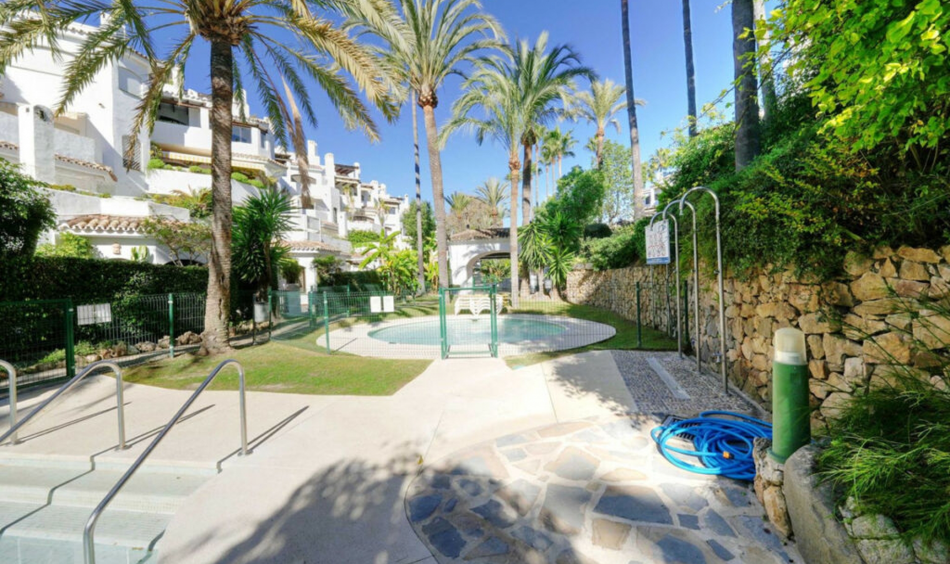 Resale - Apartment -
Elviria