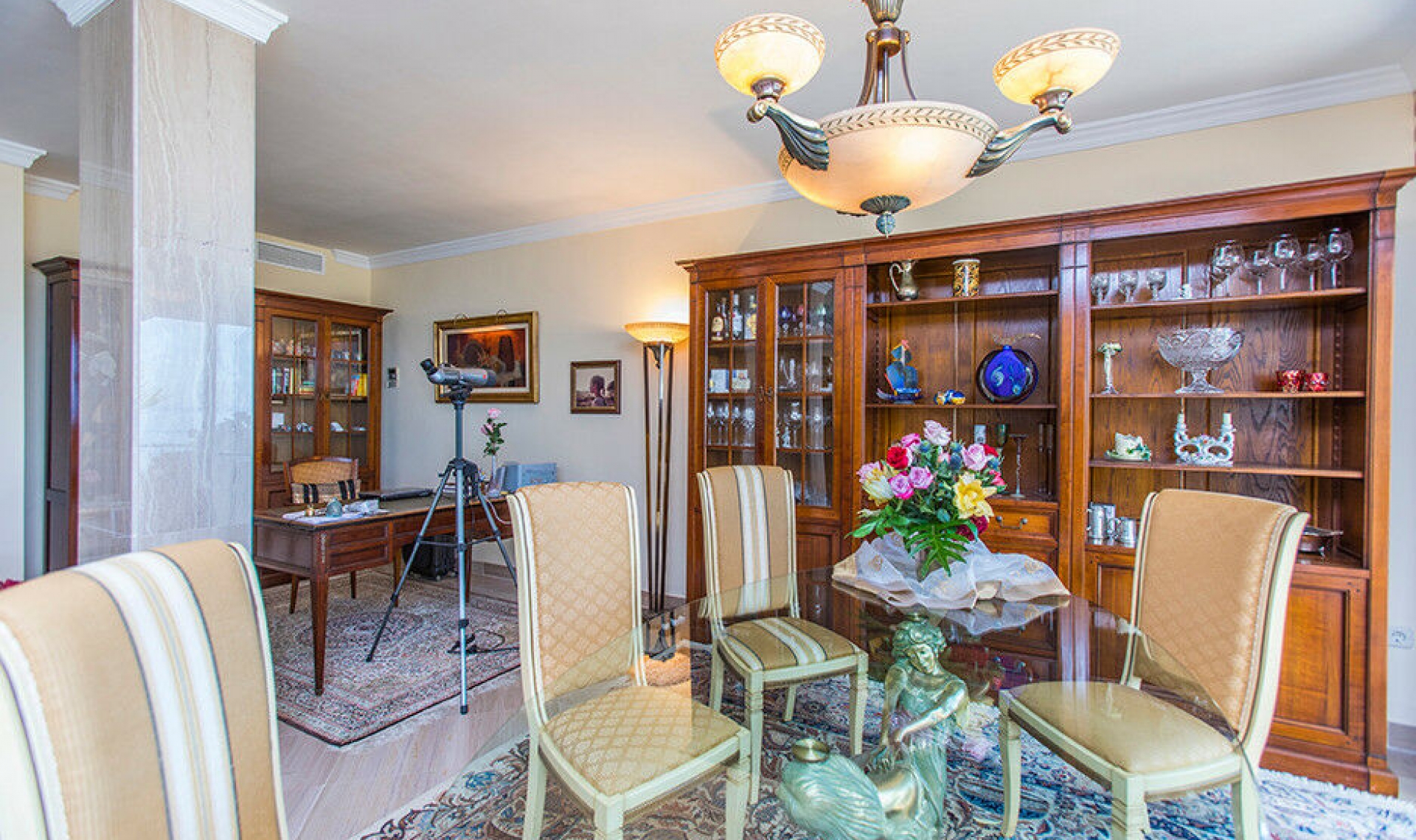 Resale - Apartment -
Elviria