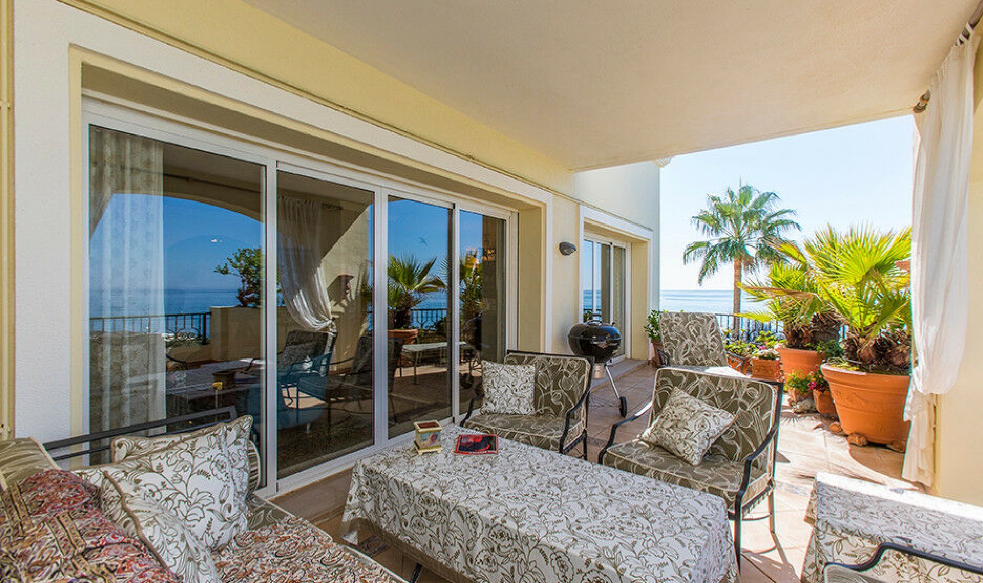 Resale - Apartment -
Elviria