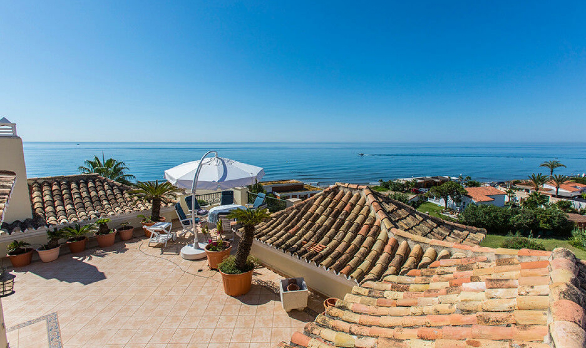 Resale - Apartment -
Elviria