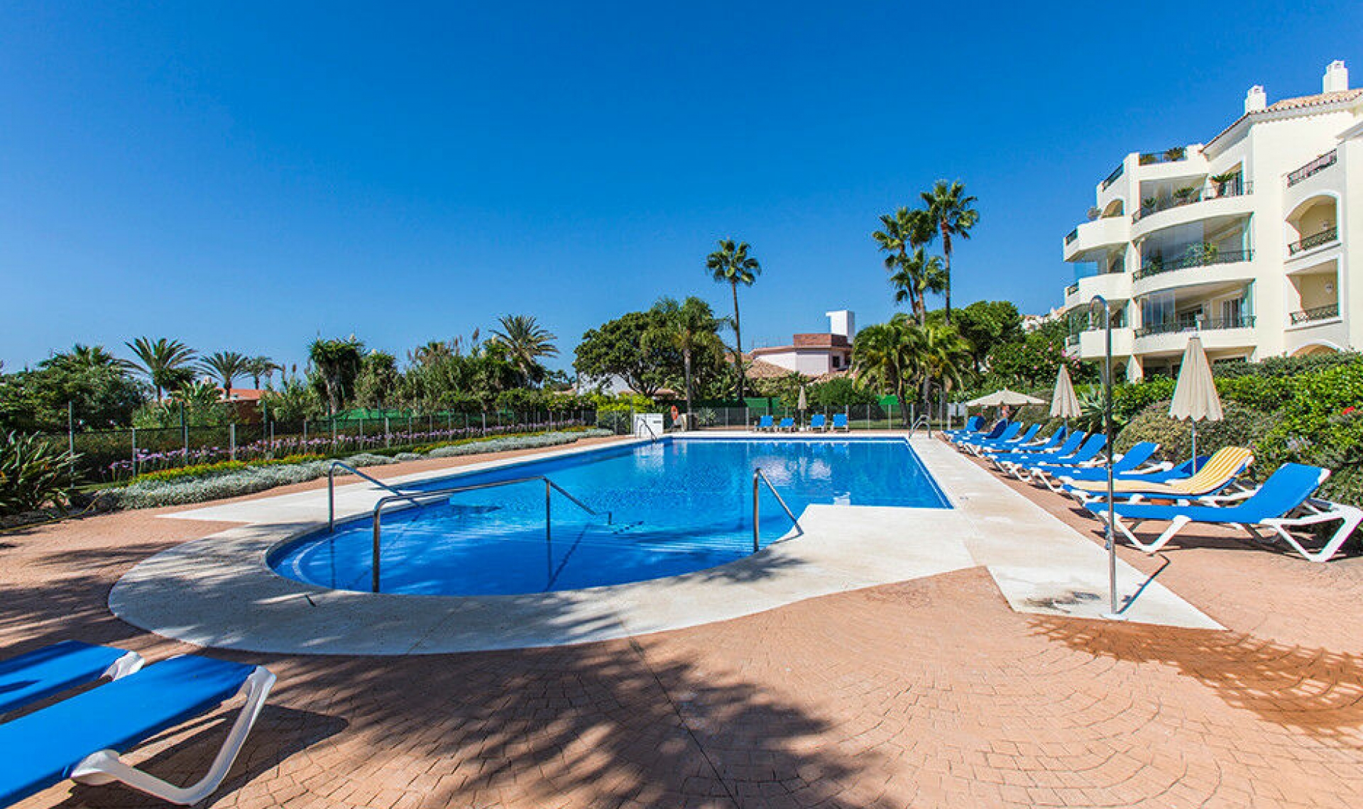 Resale - Apartment -
Elviria
