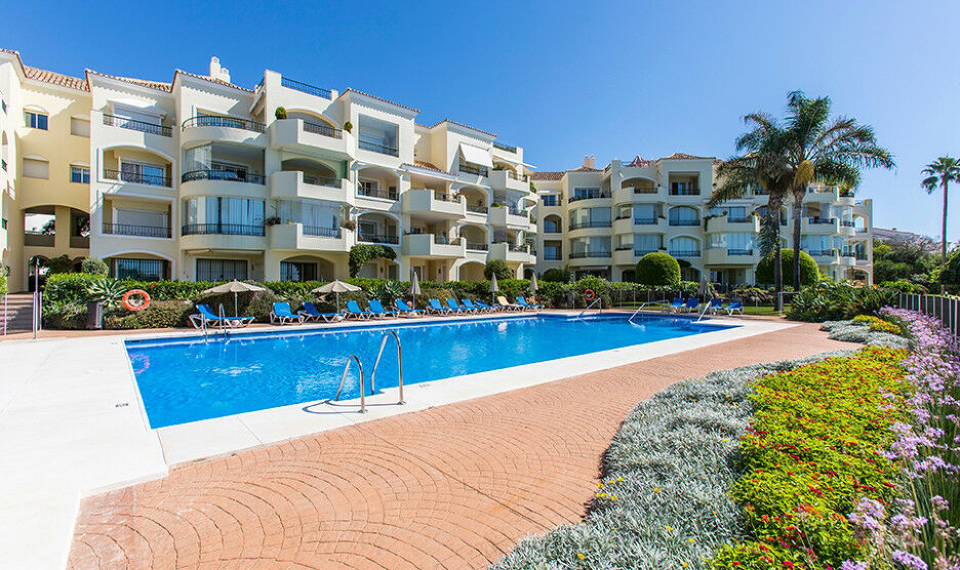 Resale - Apartment -
Elviria