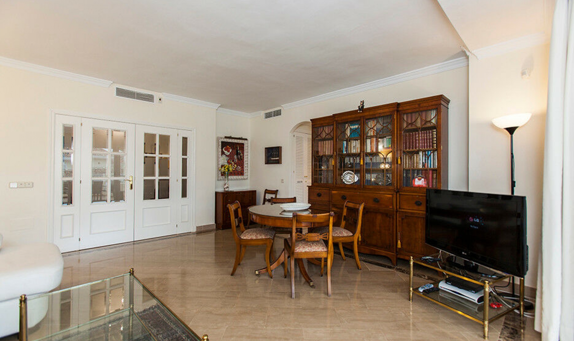 Resale - Apartment -
Elviria