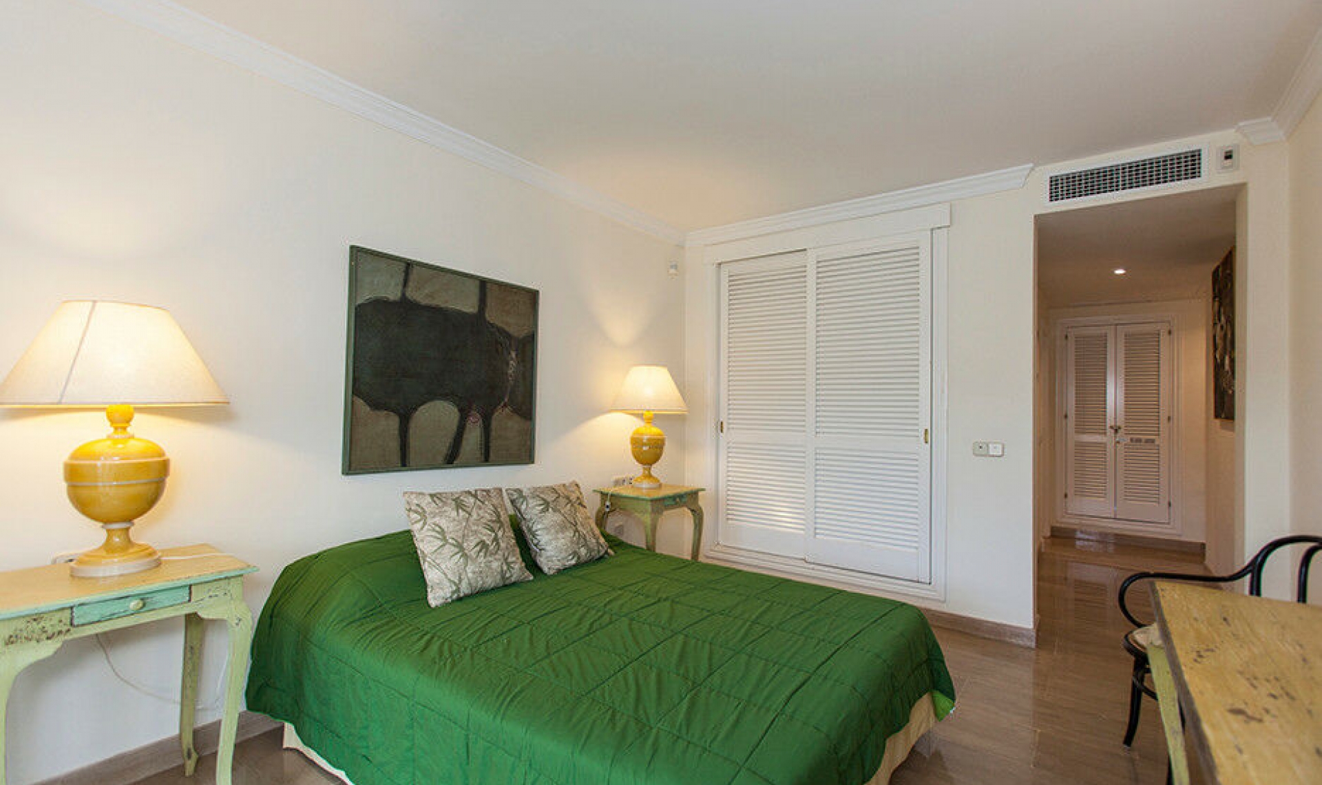 Resale - Apartment -
Elviria