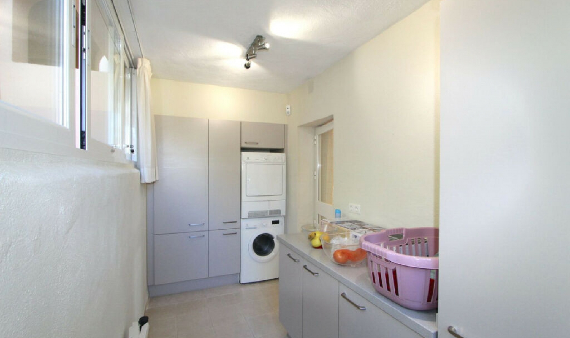 Resale - Apartment -
Elviria