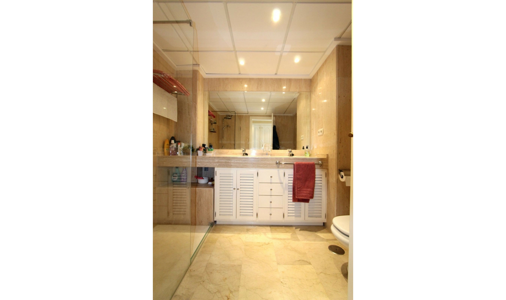 Resale - Apartment -
Elviria