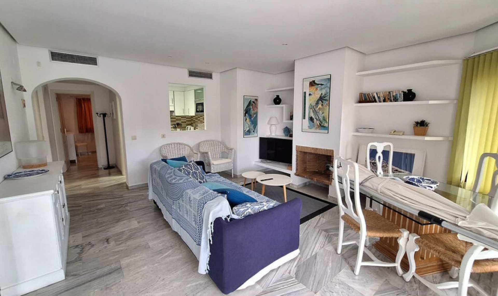 Resale - Apartment -
Elviria