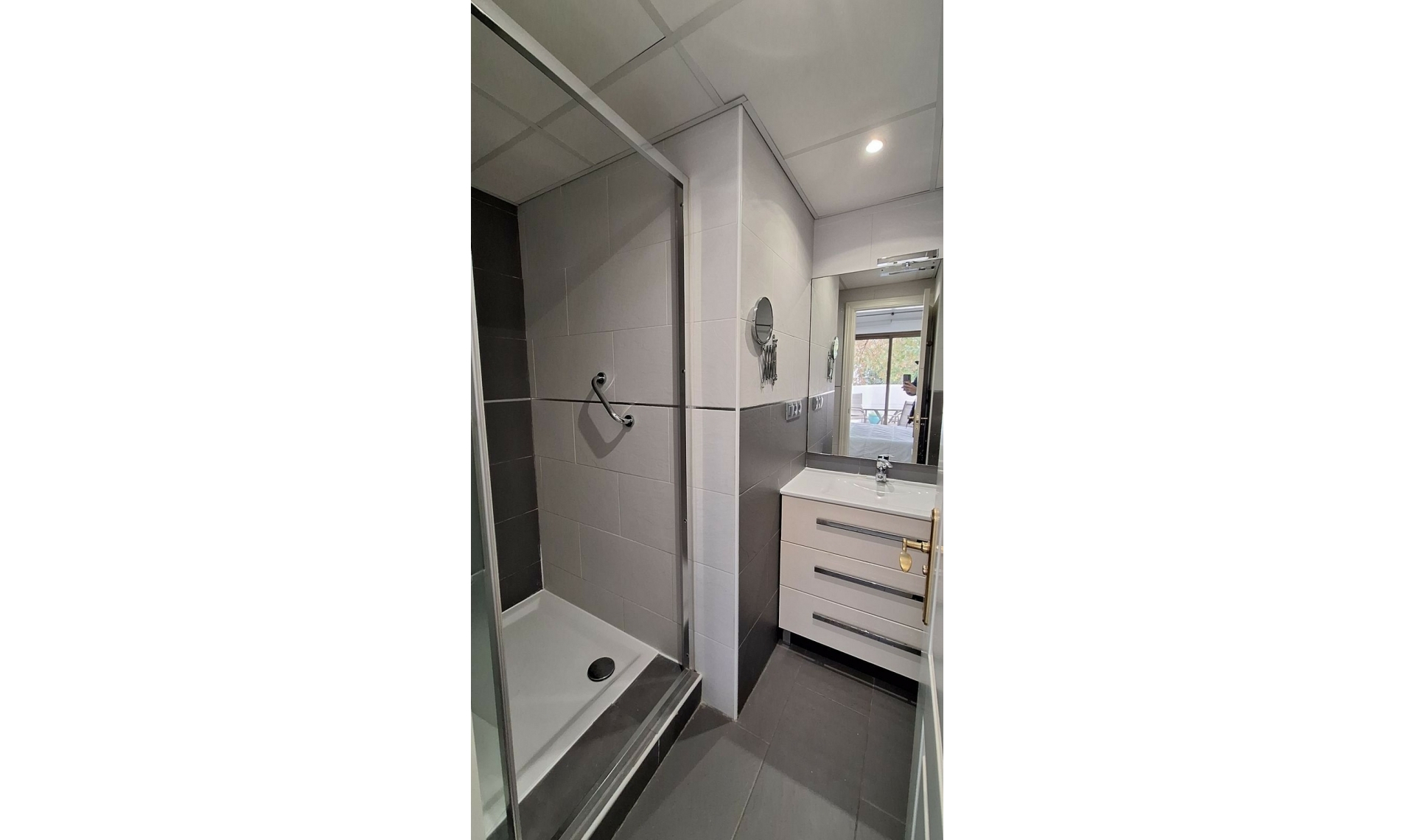 Resale - Apartment -
Elviria