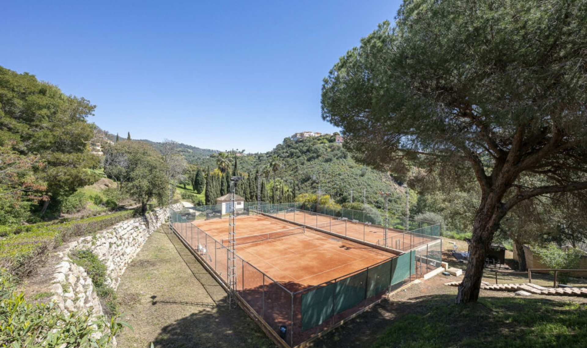 Resale - Apartment -
Elviria