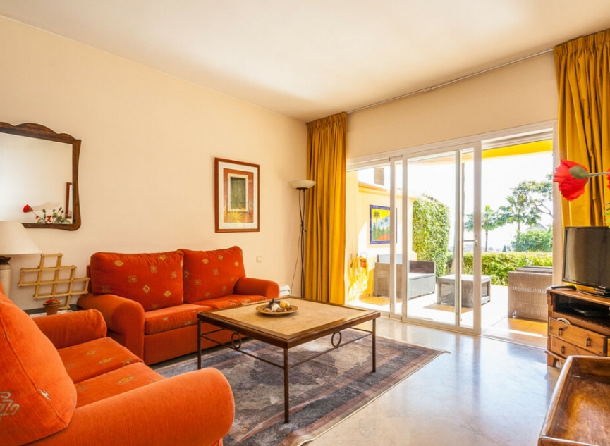 Resale - Apartment -
Elviria
