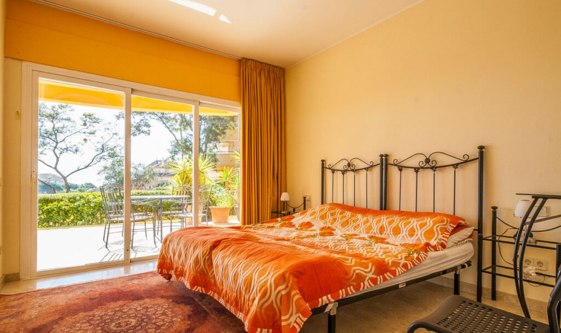 Resale - Apartment -
Elviria