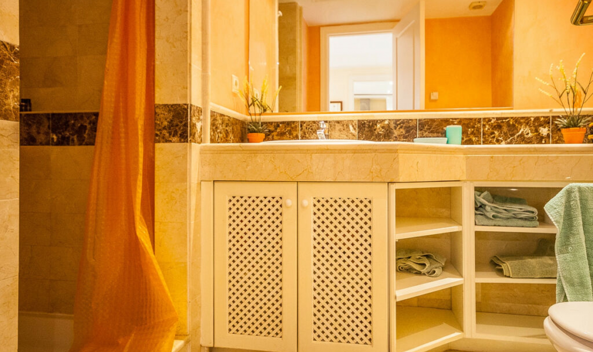 Resale - Apartment -
Elviria