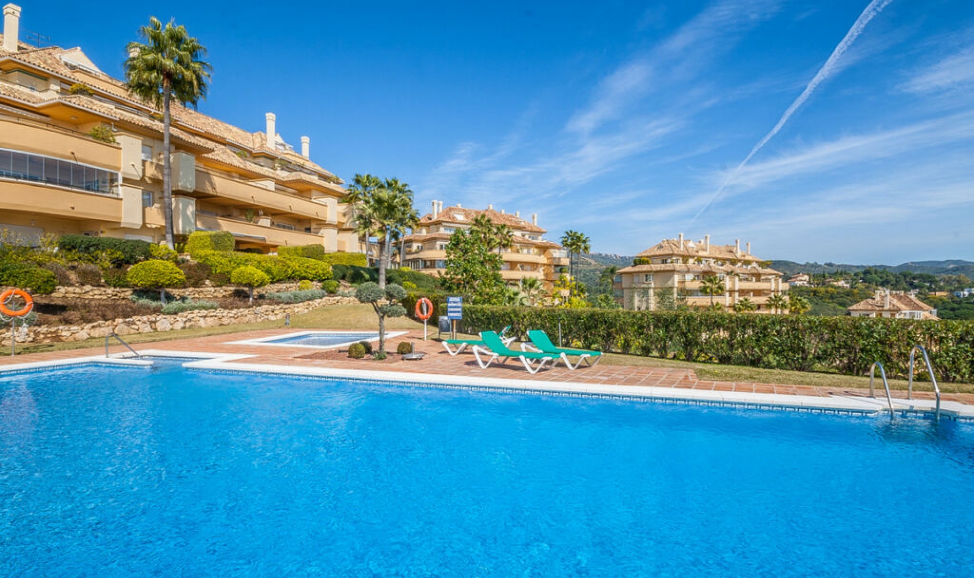 Resale - Apartment -
Elviria