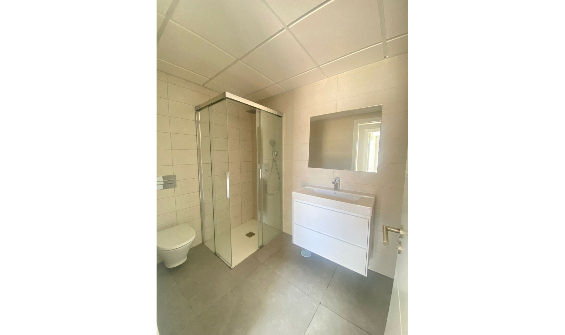 Resale - Apartment -
Elviria