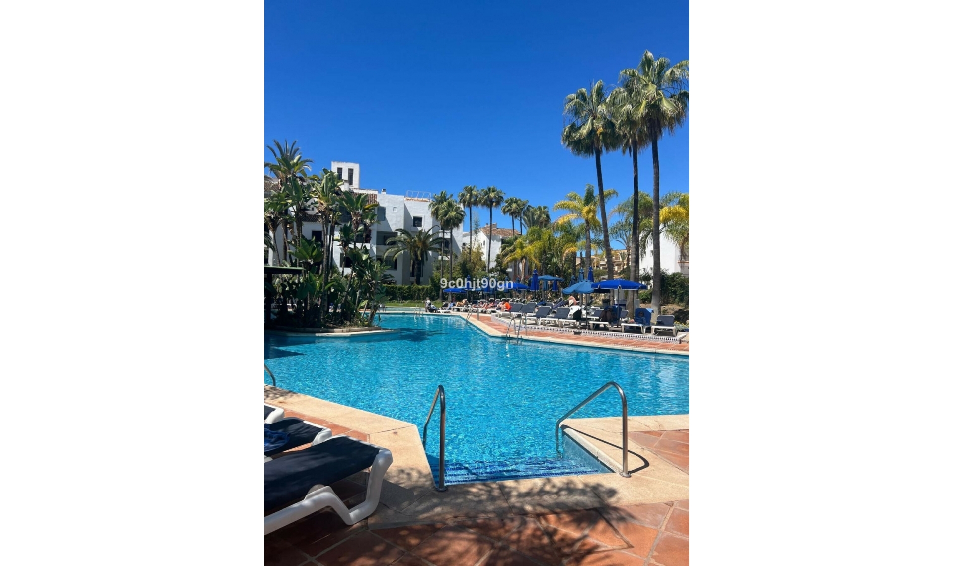 Resale - Apartment -
Elviria