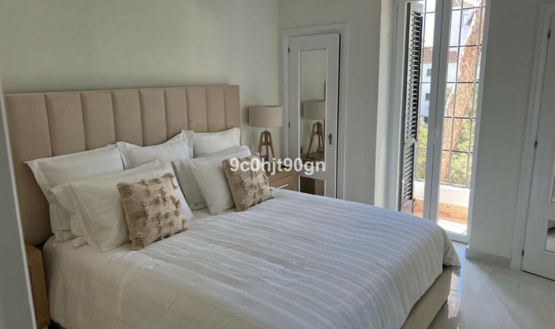 Resale - Apartment -
Elviria