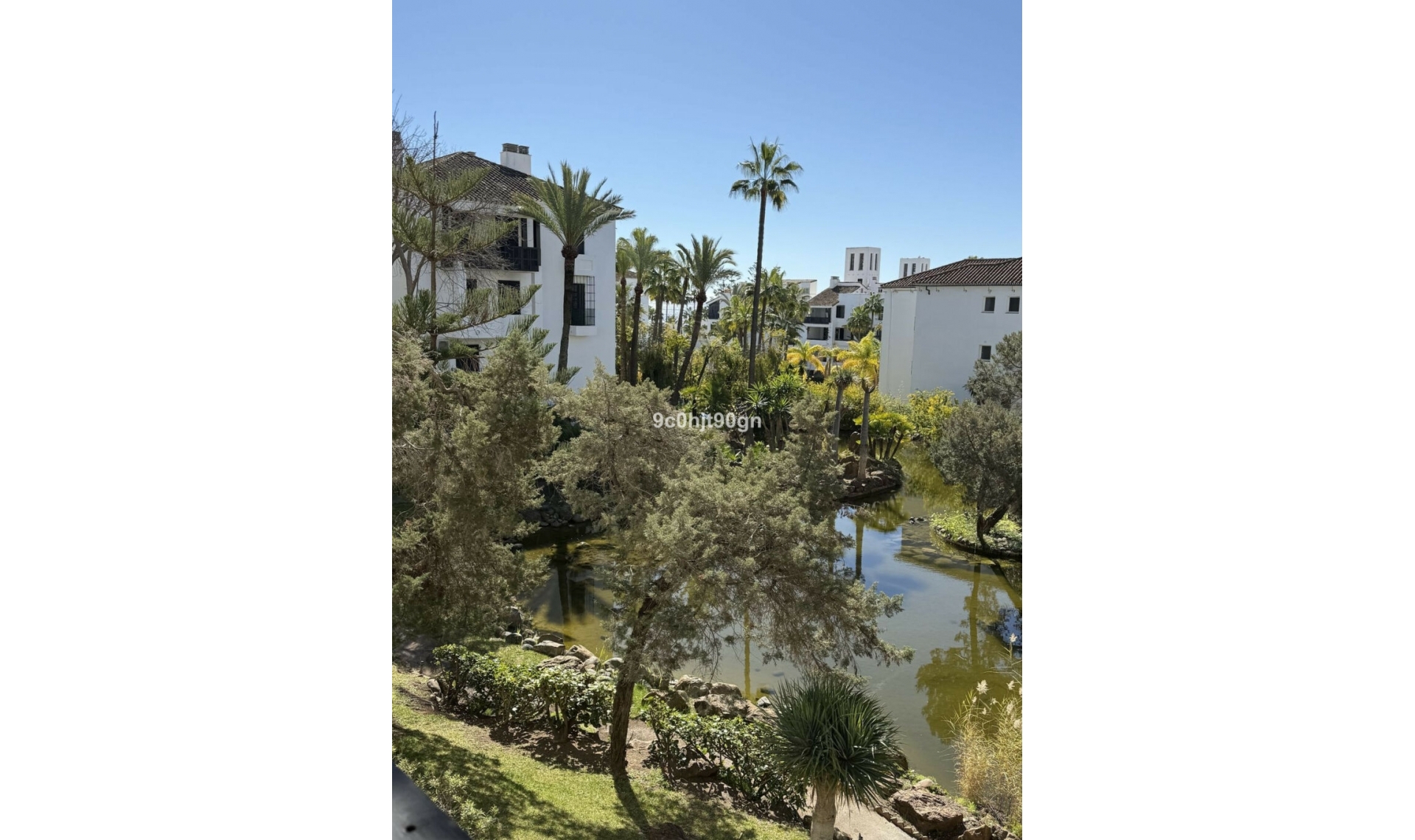 Resale - Apartment -
Elviria