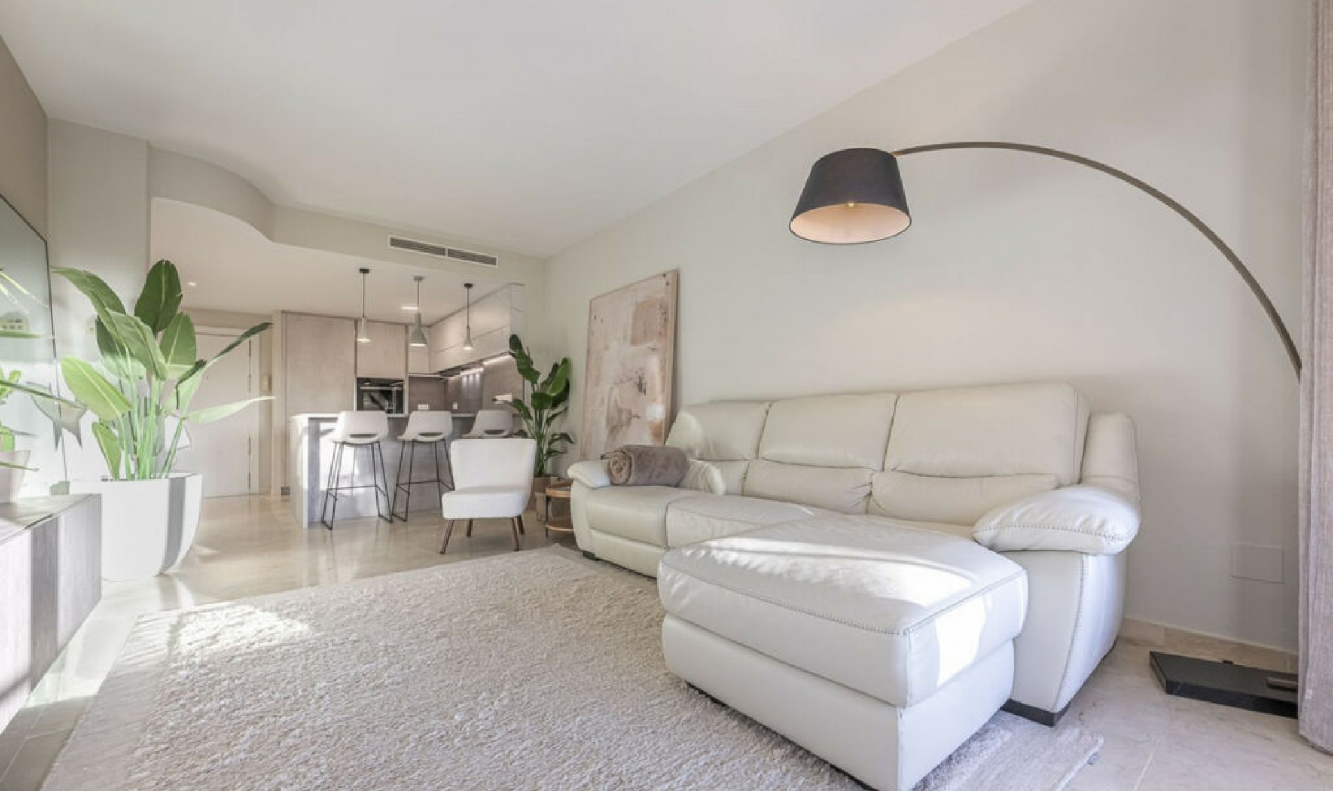 Resale - Apartment -
Elviria