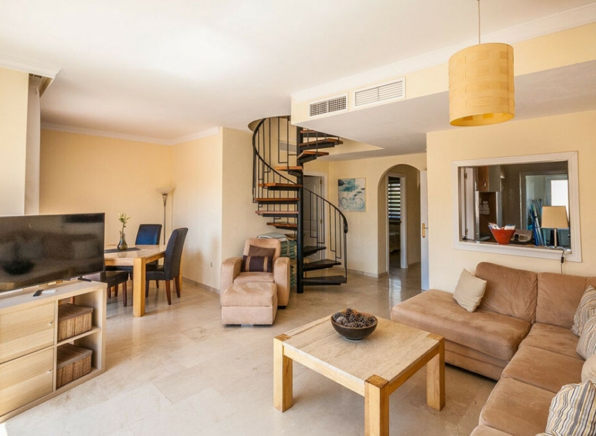 Resale - Apartment -
Elviria