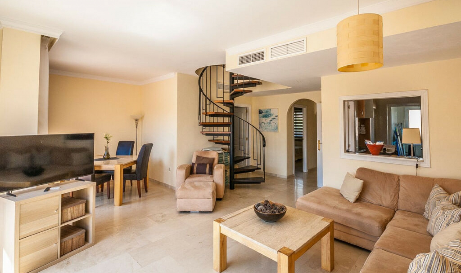 Resale - Apartment -
Elviria