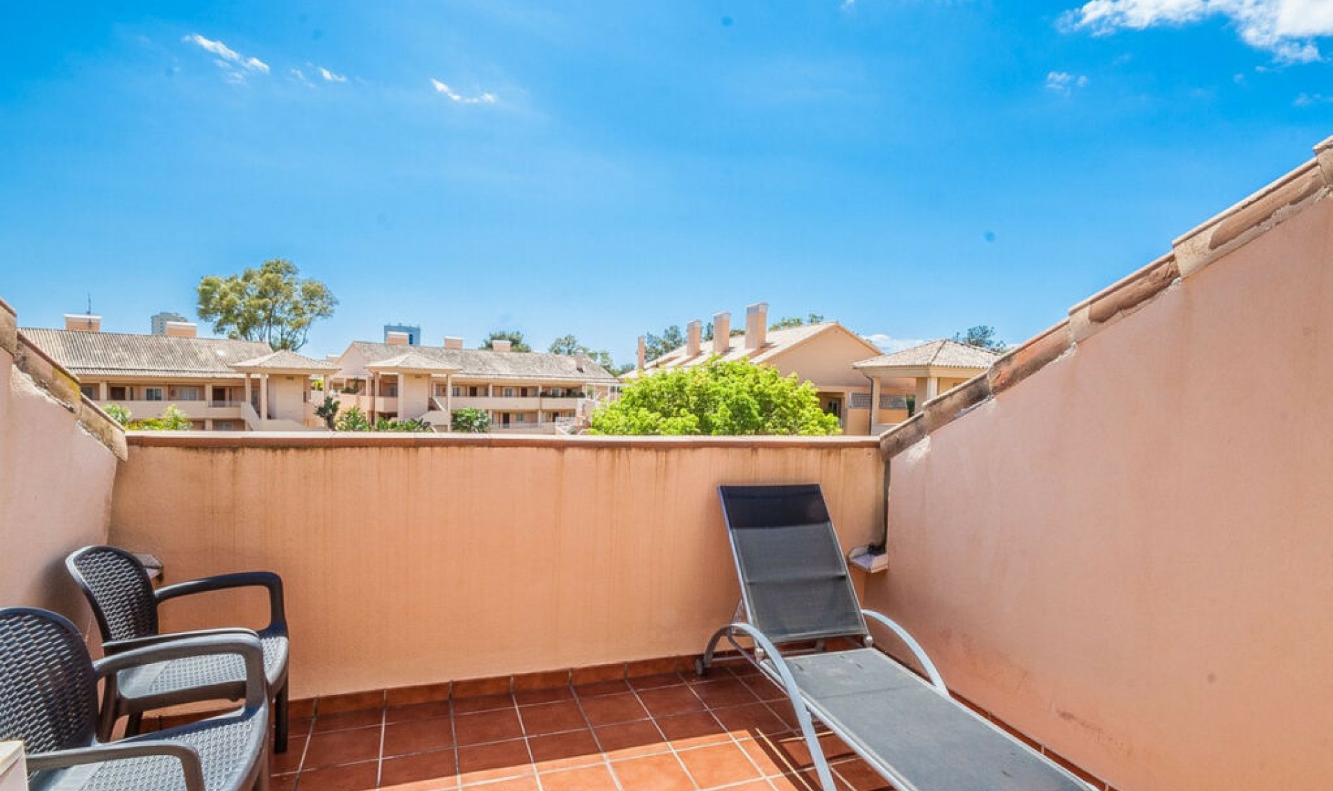 Resale - Apartment -
Elviria