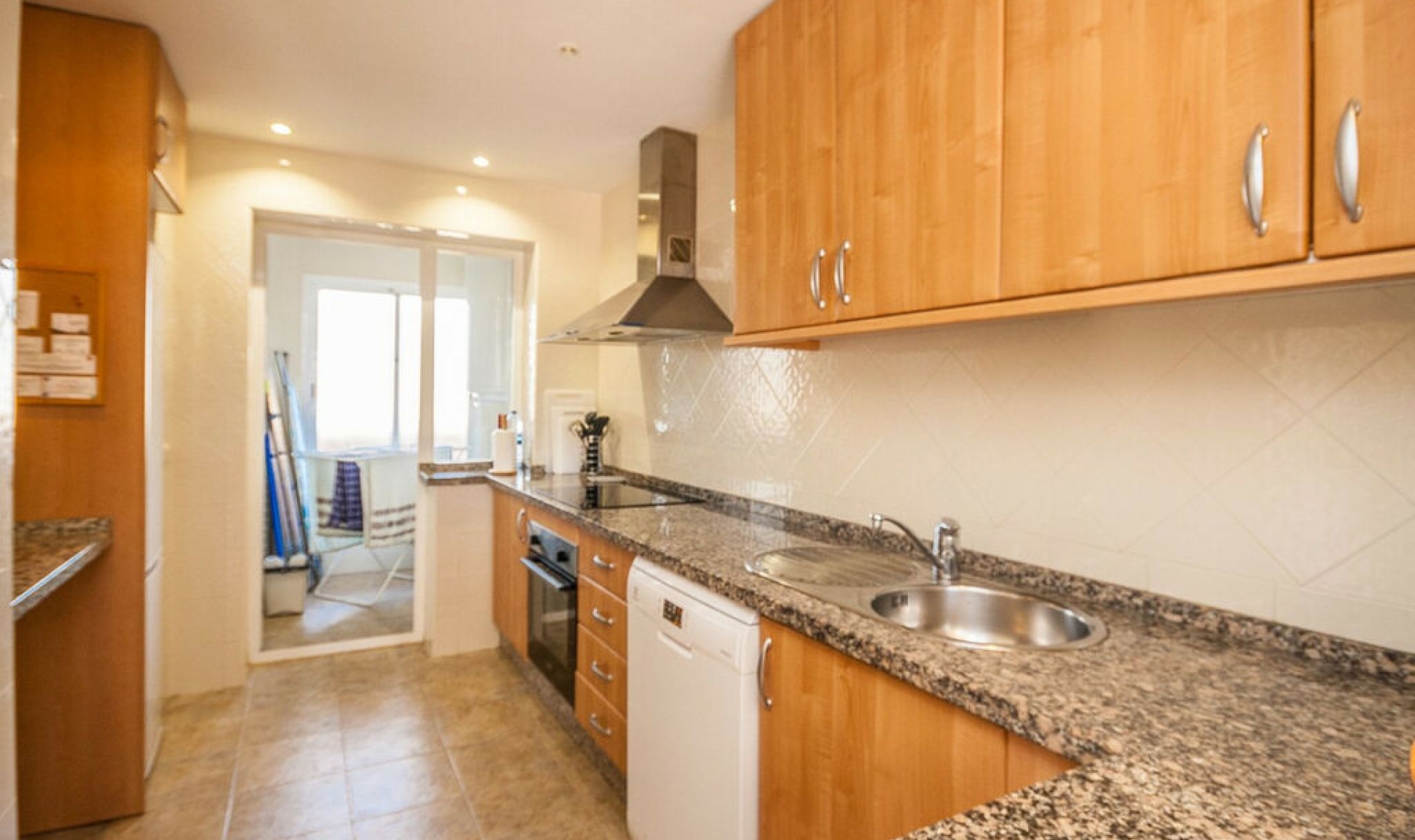 Resale - Apartment -
Elviria