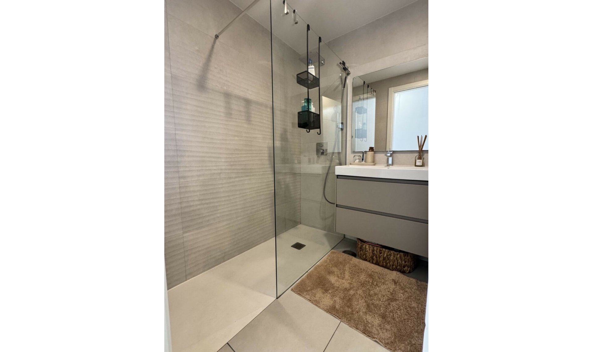 Resale - Apartment -
Elviria