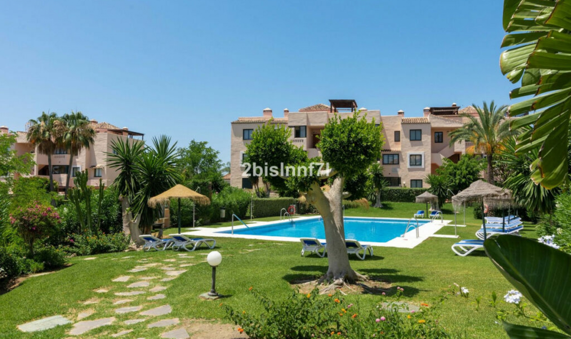 Resale - Apartment -
Elviria