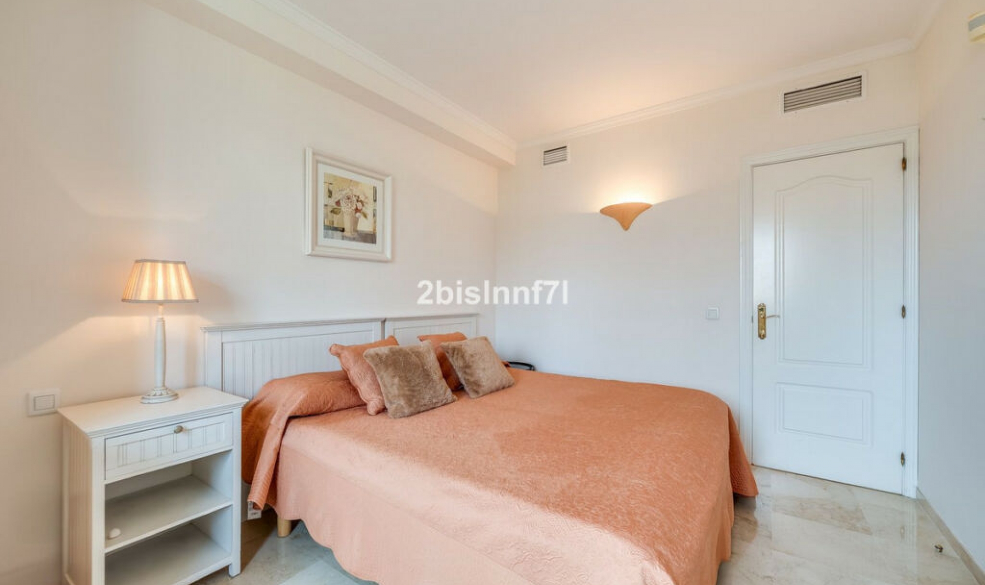 Resale - Apartment -
Elviria