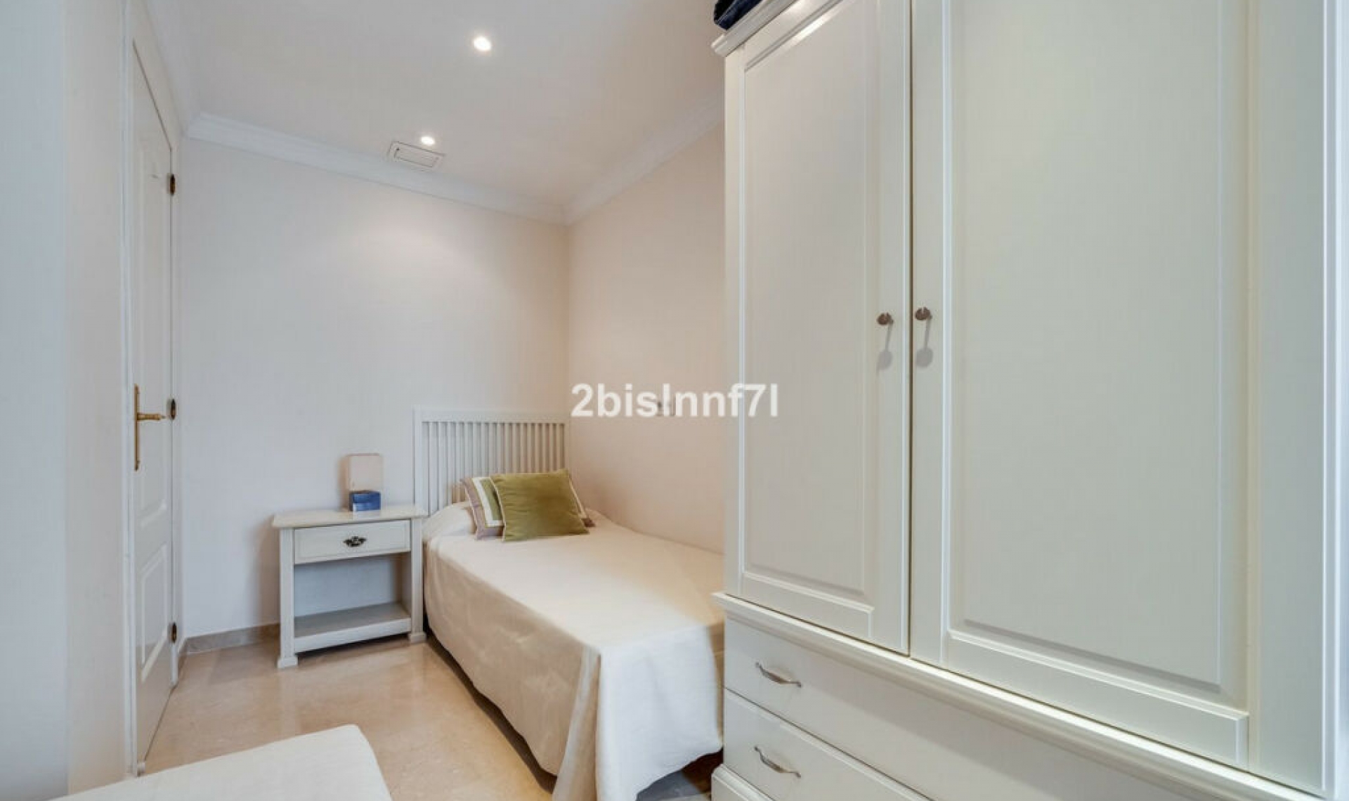 Resale - Apartment -
Elviria