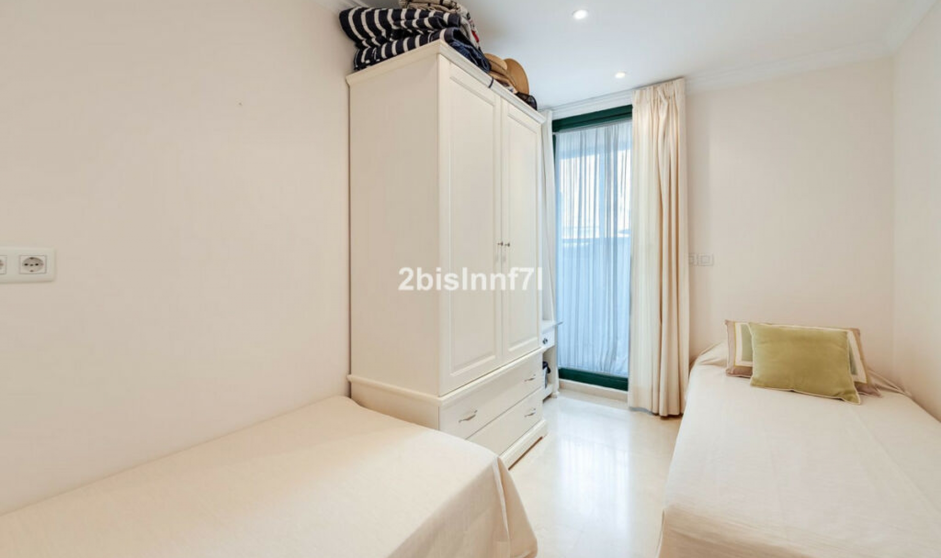 Resale - Apartment -
Elviria