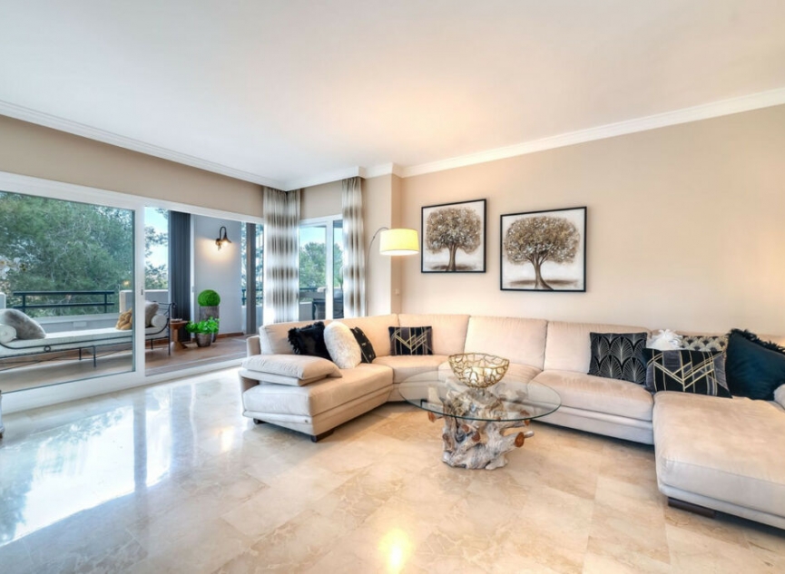 Resale - Apartment -
Elviria