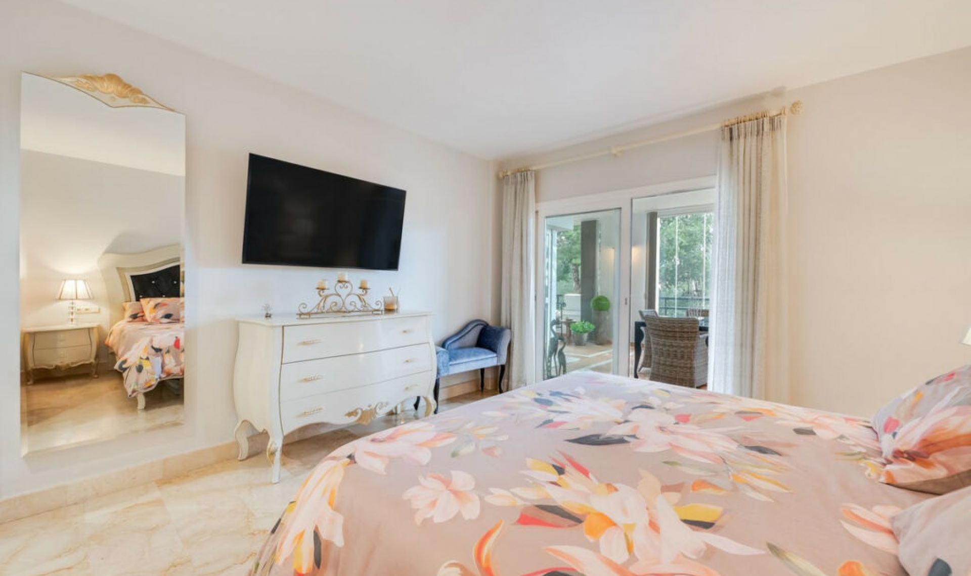 Resale - Apartment -
Elviria