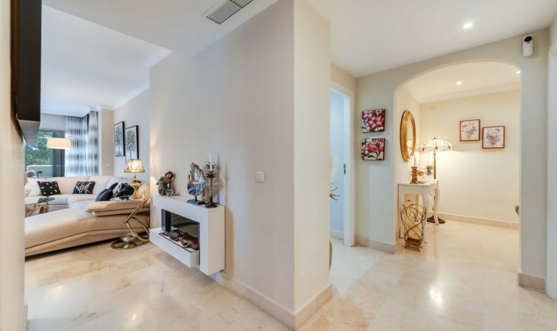 Resale - Apartment -
Elviria