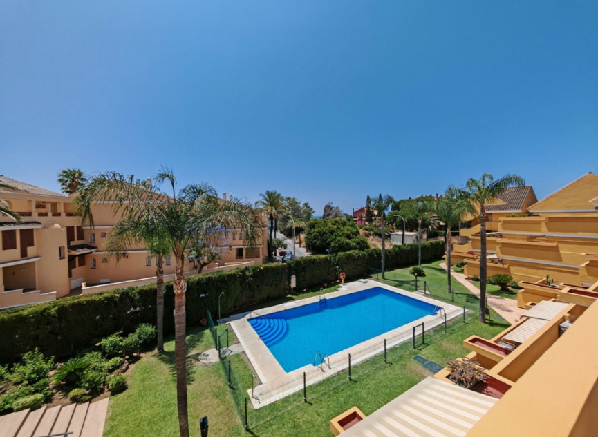 Resale - Apartment -
Elviria