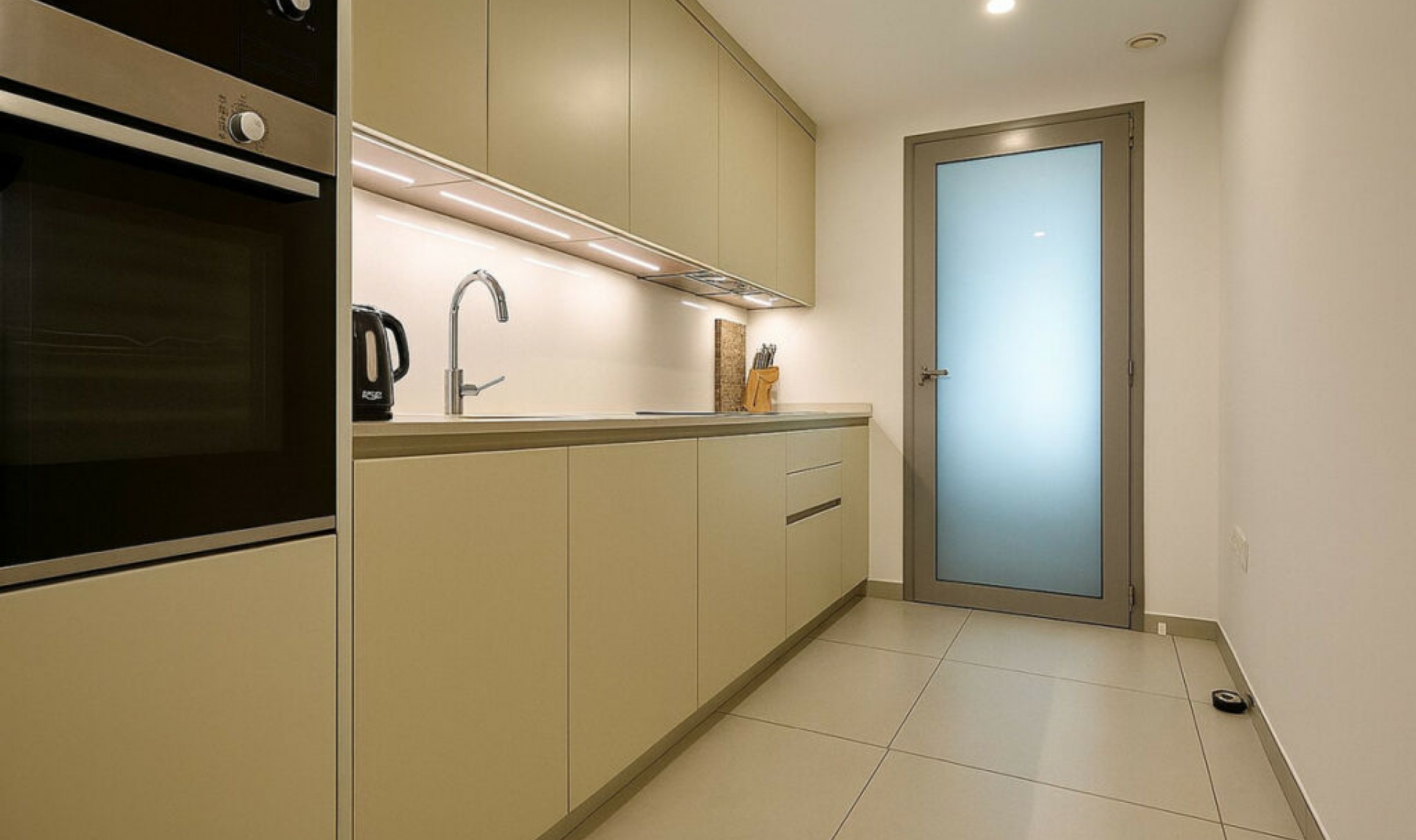 Resale - Apartment -
Elviria