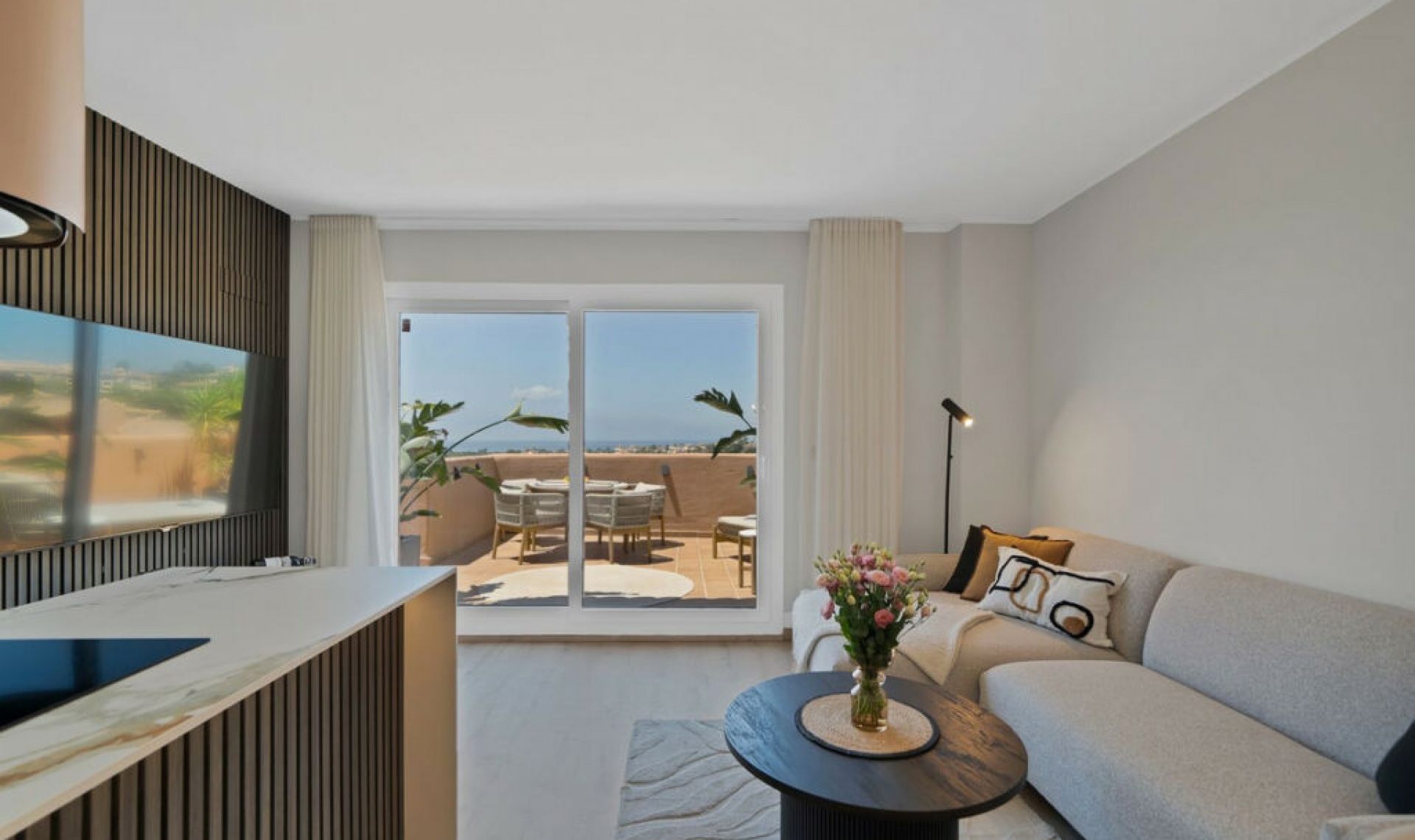 Resale - Apartment -
Elviria
