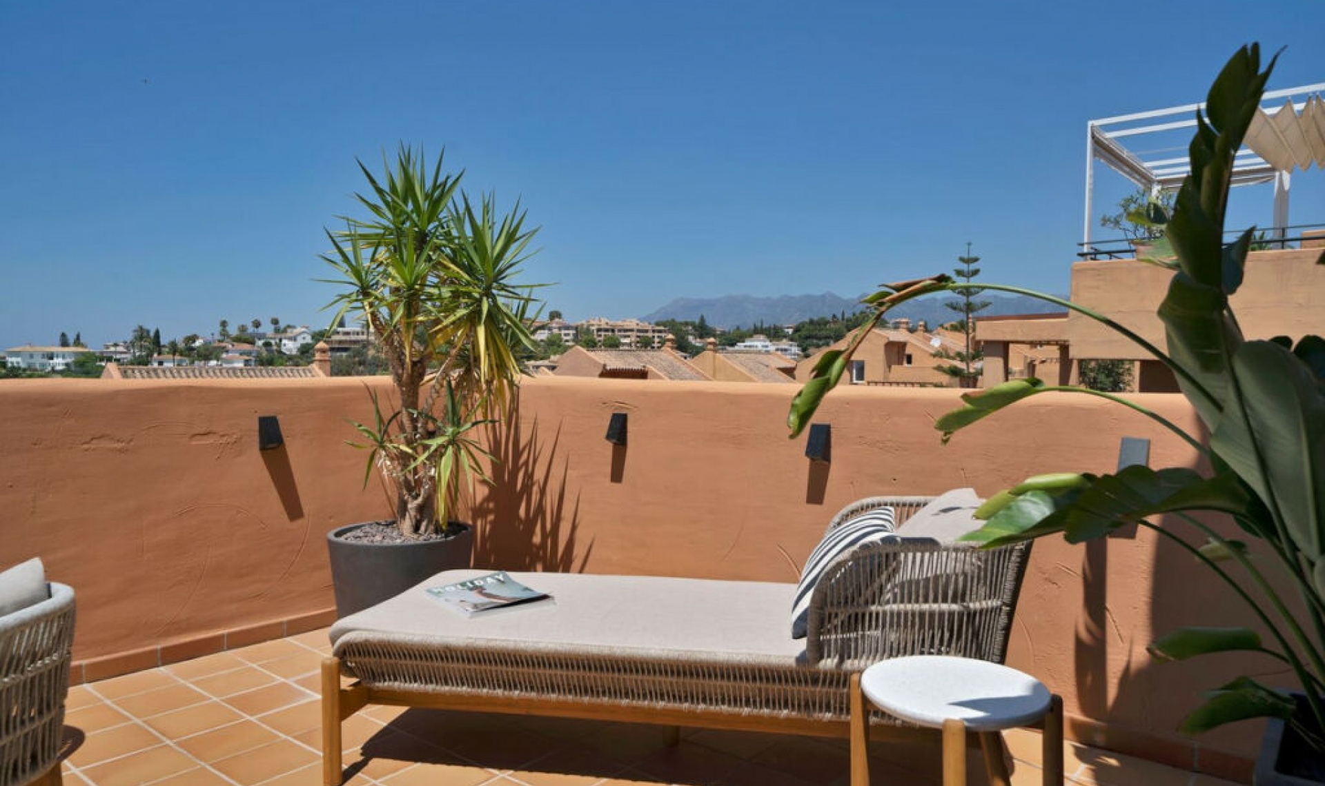 Resale - Apartment -
Elviria