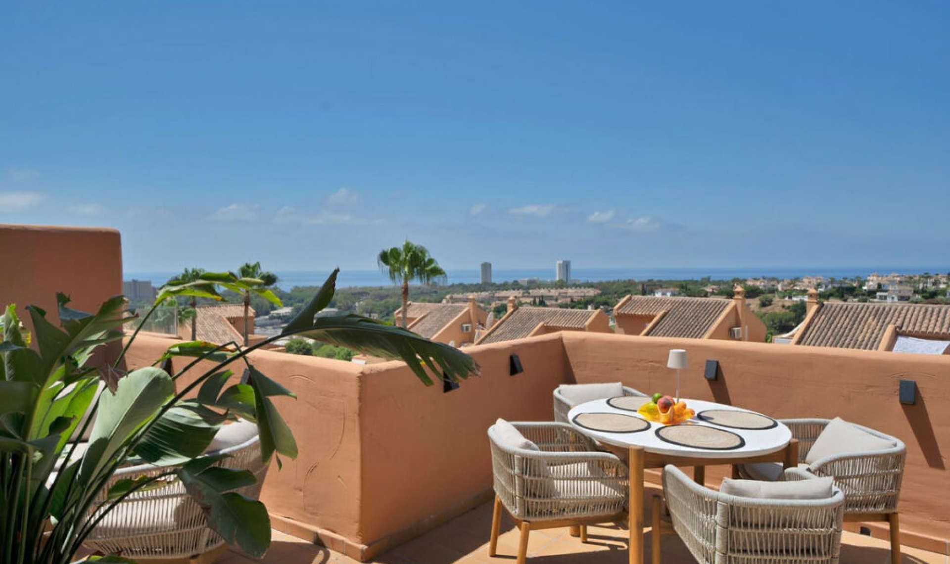 Resale - Apartment -
Elviria