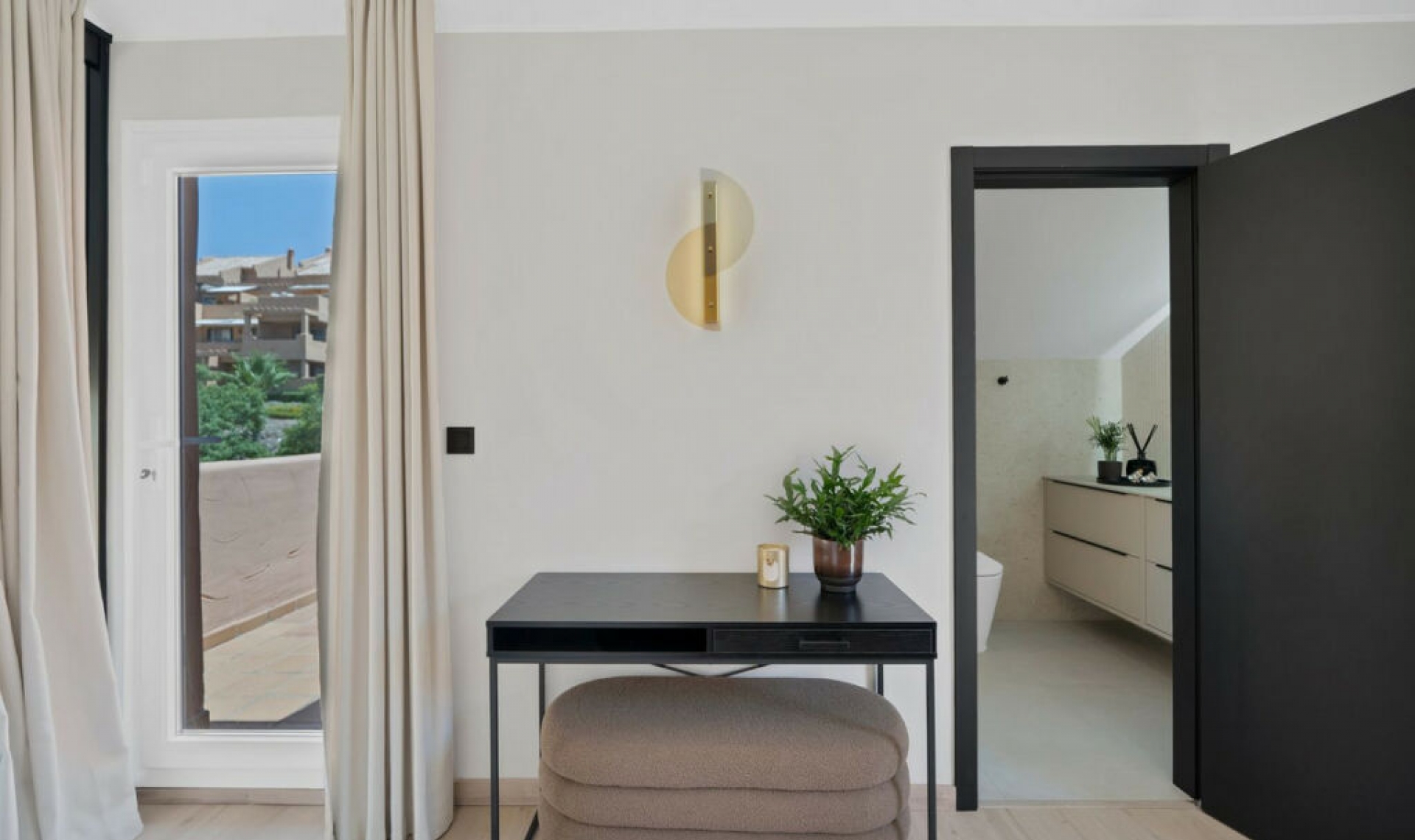 Resale - Apartment -
Elviria