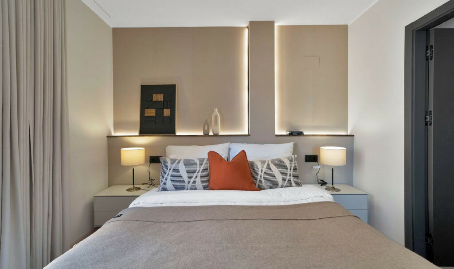 Resale - Apartment -
Elviria