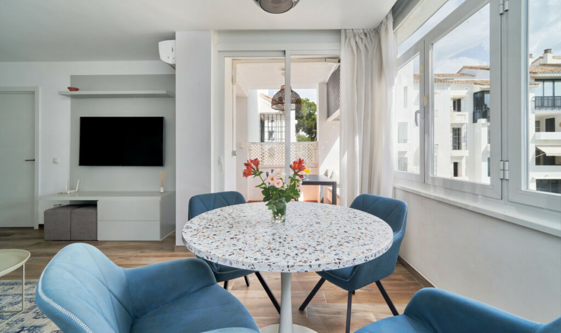 Resale - Apartment -
Elviria