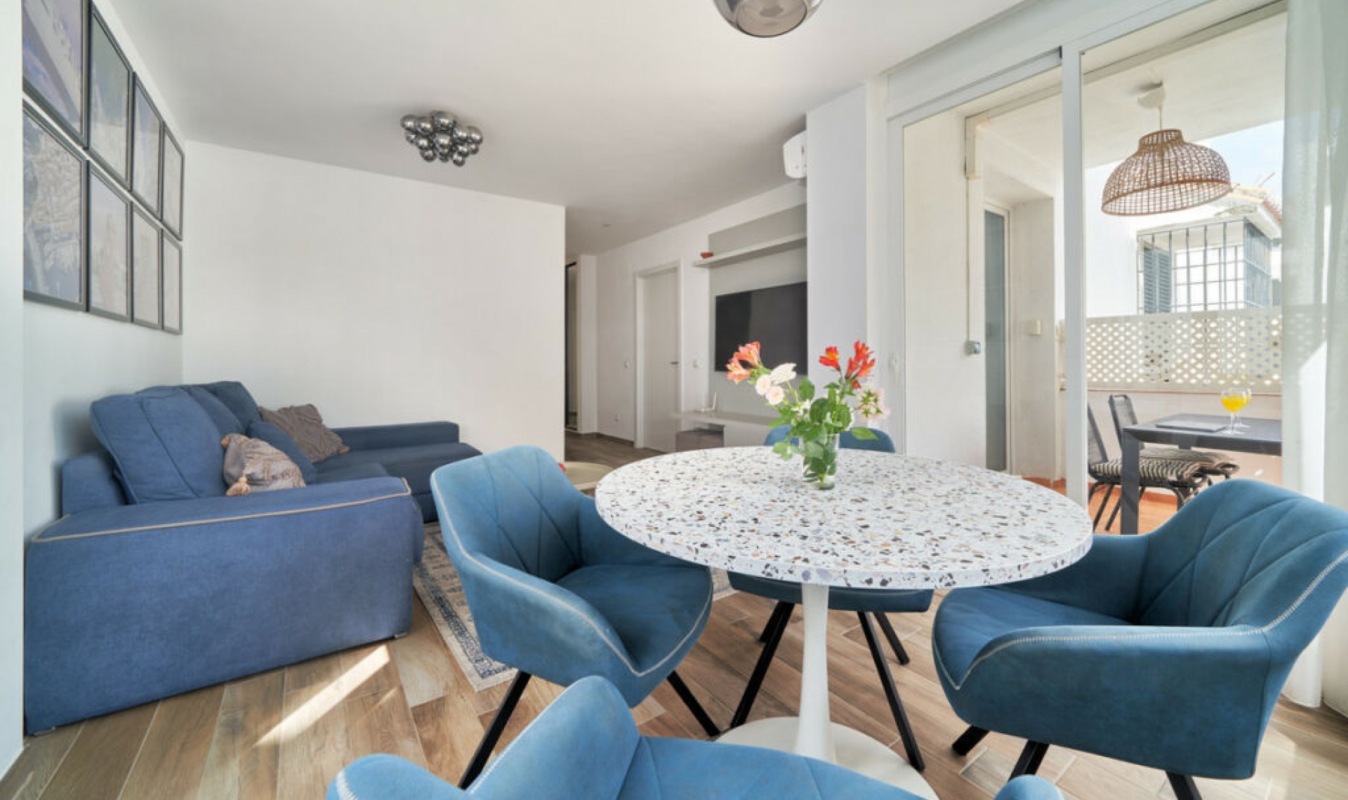 Resale - Apartment -
Elviria