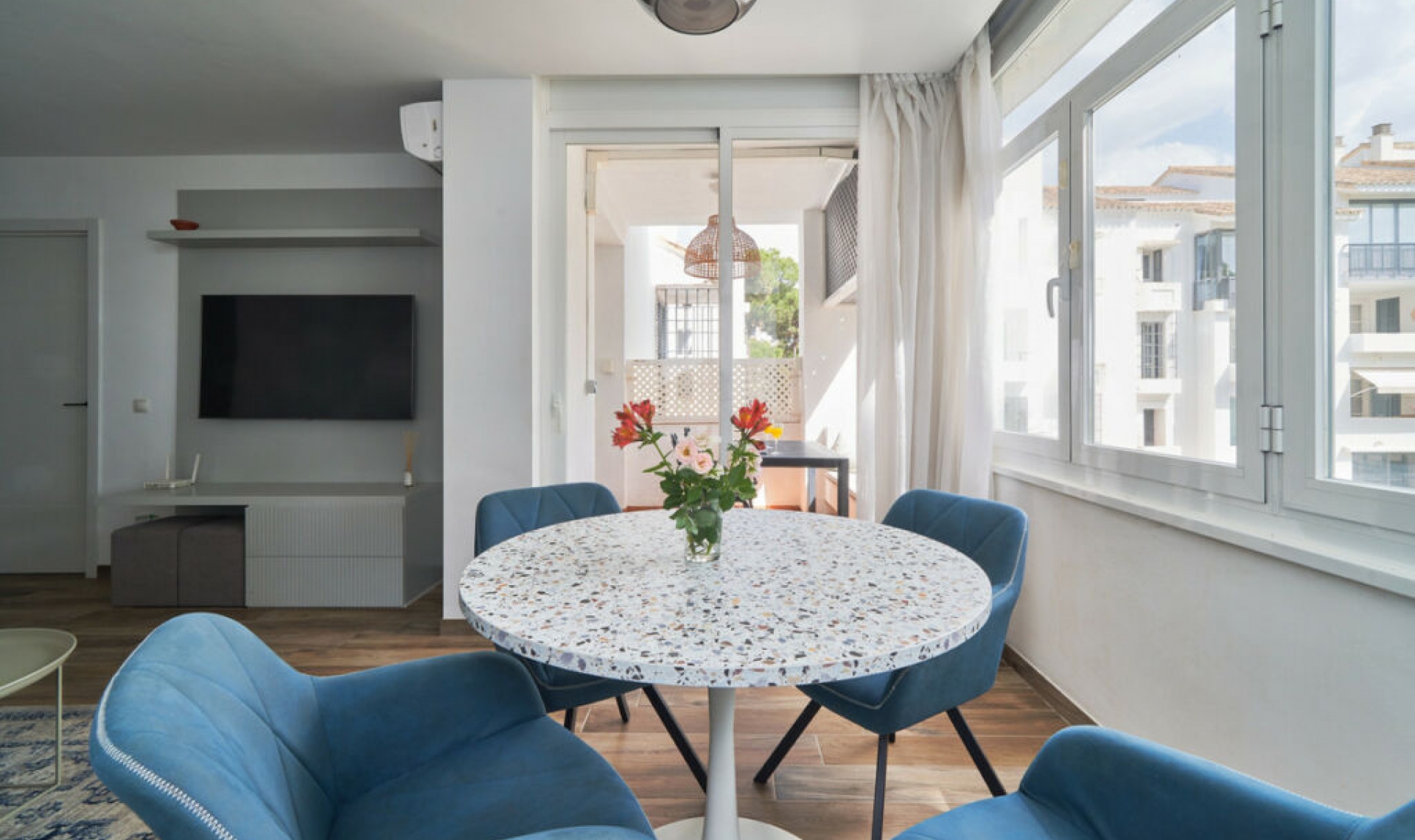 Resale - Apartment -
Elviria