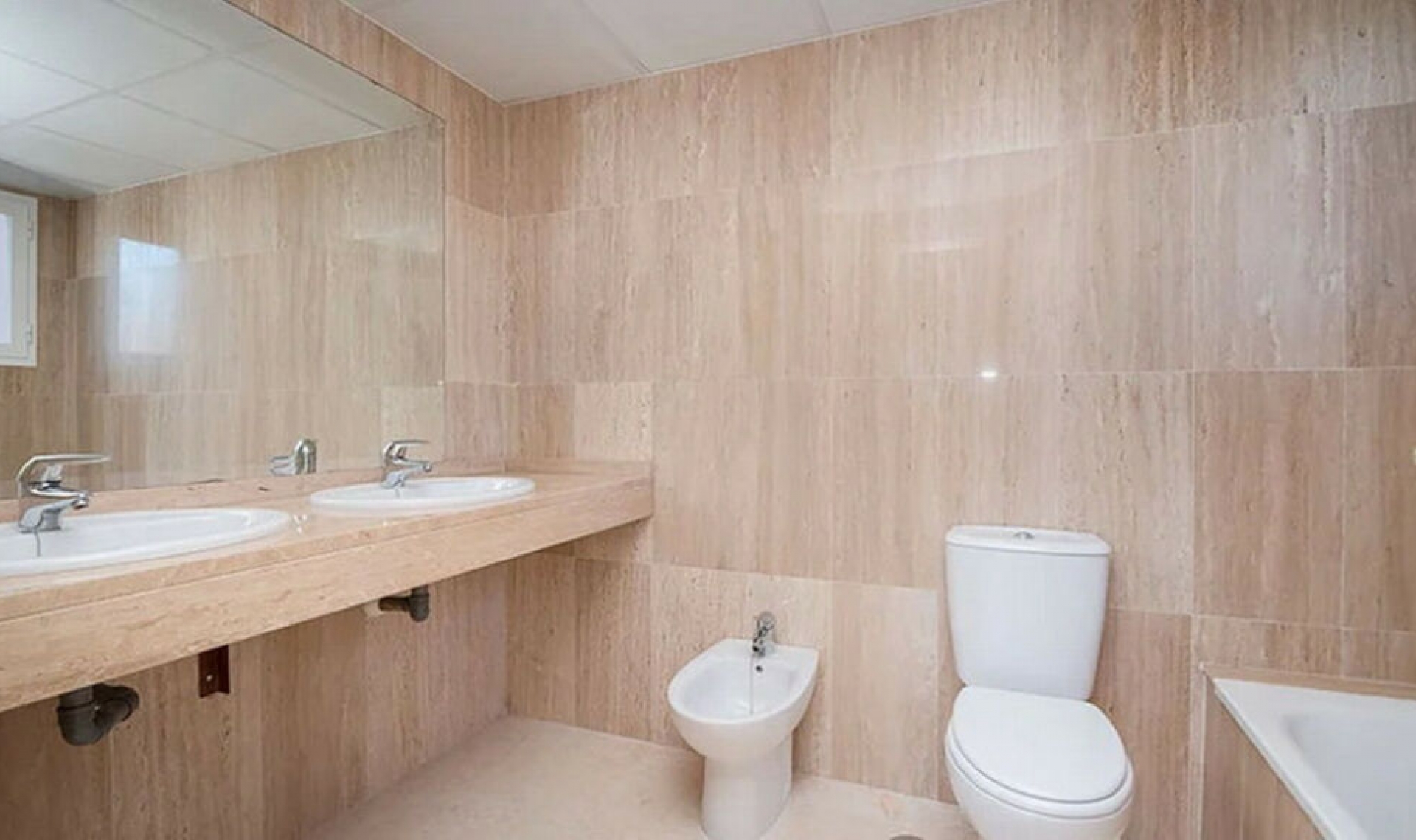 Resale - Apartment -
Elviria