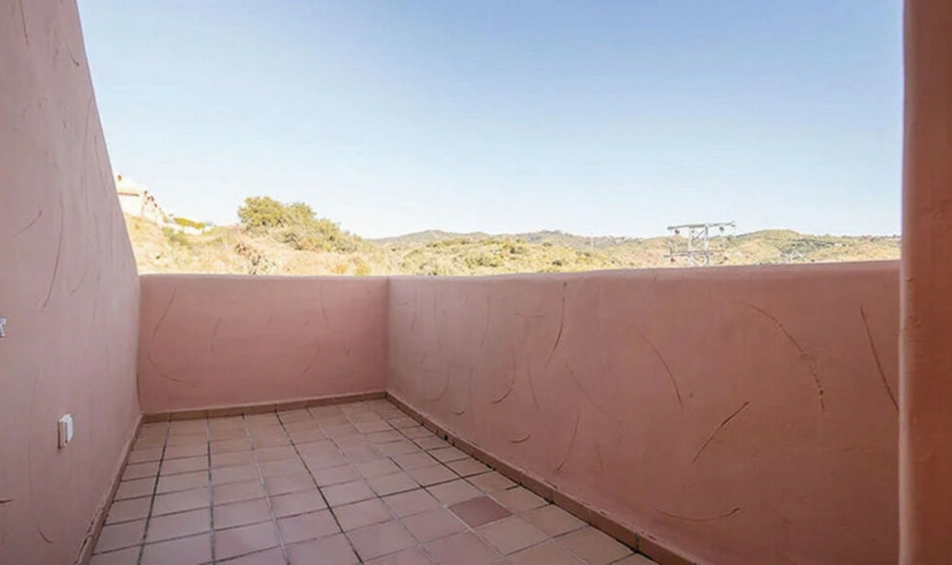 Resale - Apartment -
Elviria